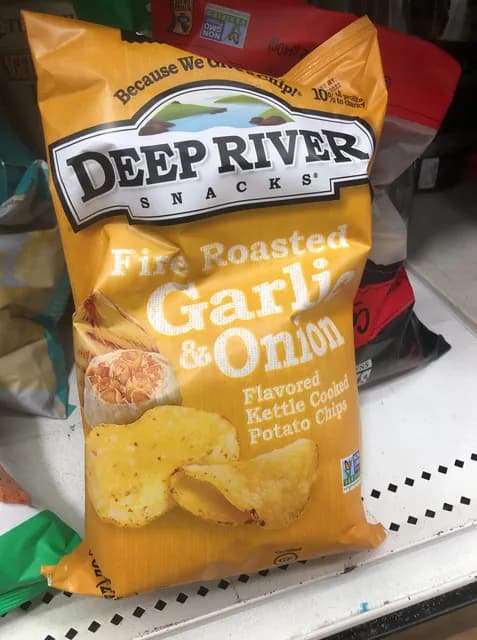 Deep River Snacks Fire Roasted Garlic & Onion Kettle Cooked Potato Chips