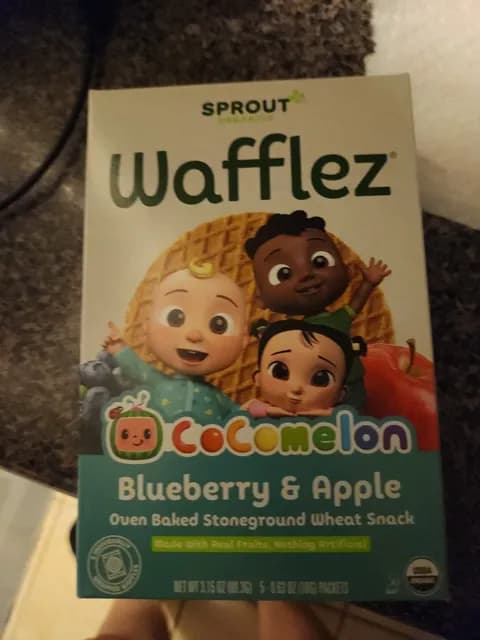 Sprout Organics Wafflez Cocomelon Blueberry & Apple