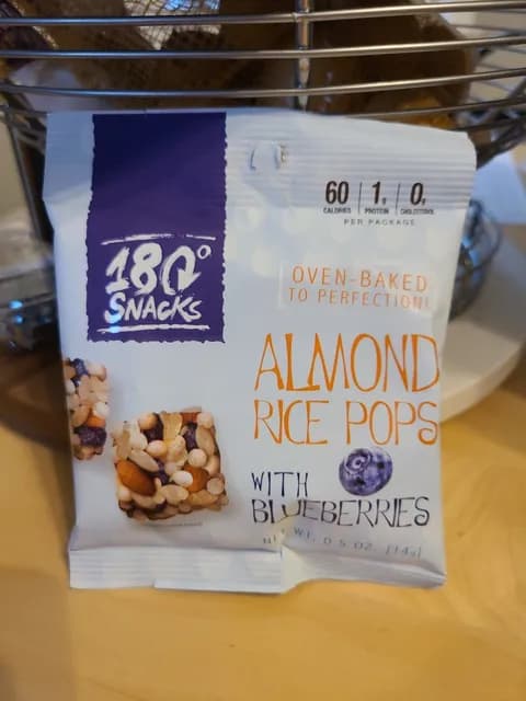 180 Snacks Almond Rice Pops With Blueberries
