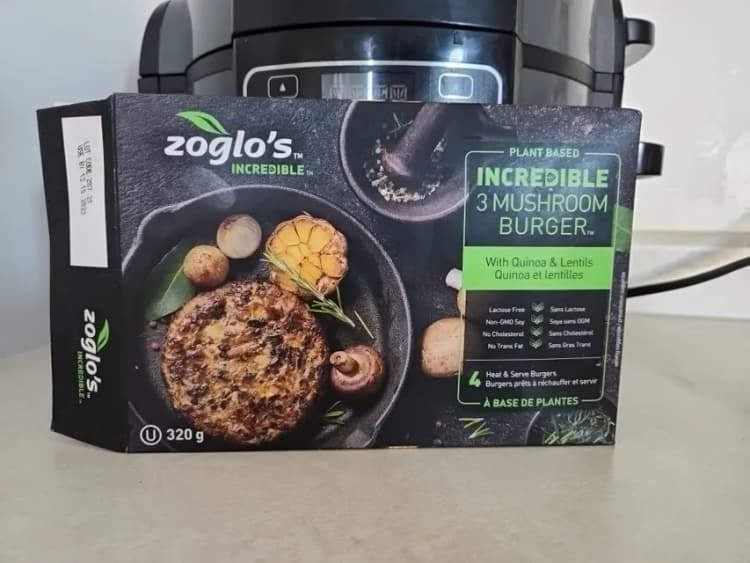 Zoglo'S Incredible 3 Mushroom Burger