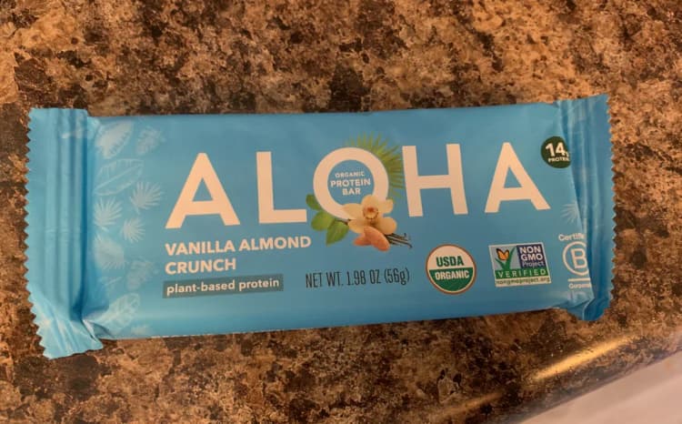 Aloha Plant-Based Organic Protein Bar Vanilla Almond Crunch
