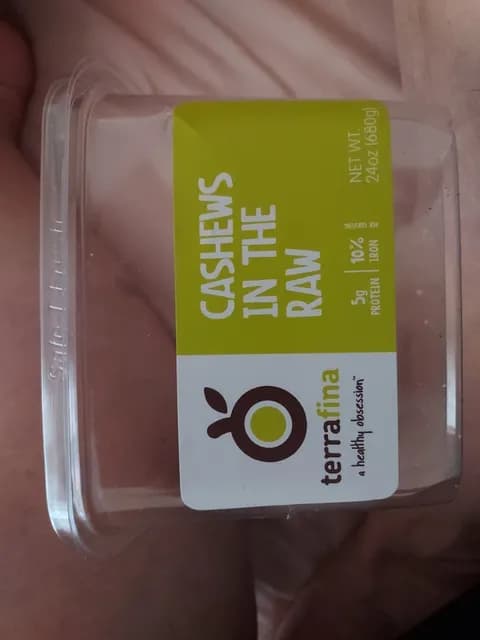 Terrafina Cashews In The Raw