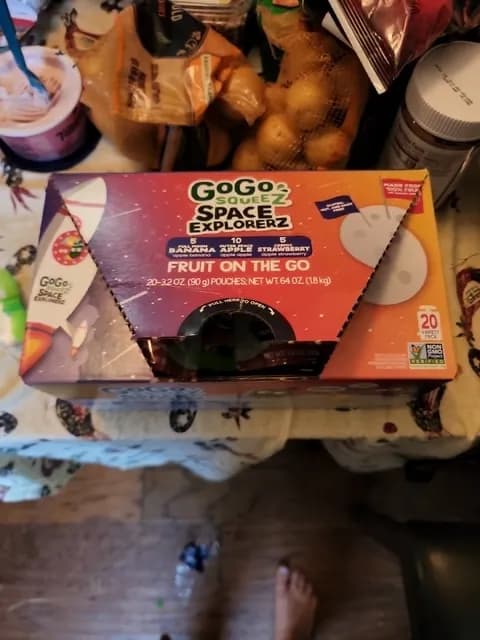 Gogo Squeez Space Explorerz 6 Full Moon Banana, Outer Space Apple, 5 Cosmic Strawberry