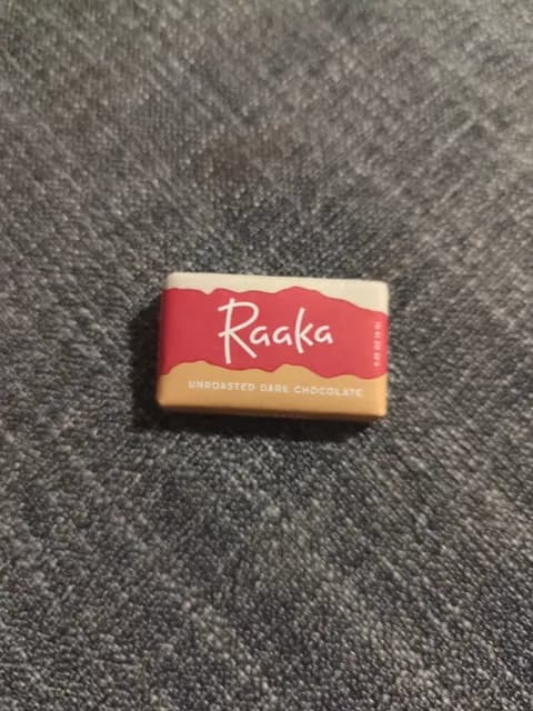 Raaka Unroasted Dark Chocolate Oat Milk