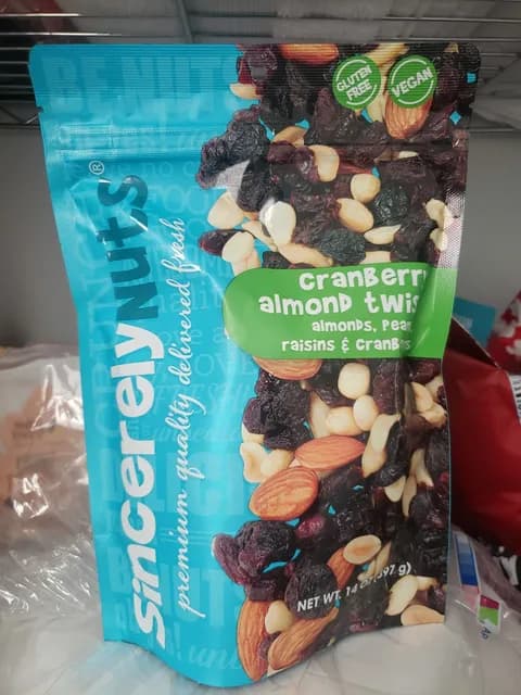 Sincerely Nuts Cranberry Almond Twist
