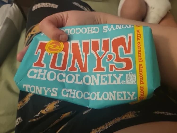 Tony'S Chocolonely Milk Caramel Almond Nougat