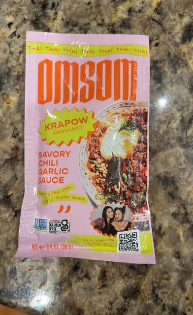 Omsom Savory Chili Garlic Sauce