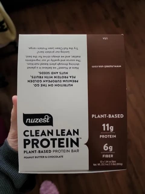 Nuzest Clean Lean Protein Plant-Based Protein Bar Peanut Butter & Chocolate