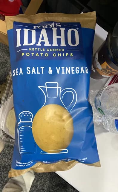 Roots Idaho Kettle Cooked Potato Chips Sea Salt & Vinegar