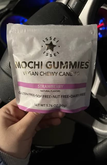 Issei Mochi Gummies Vegan Chewy Candies Strawberry Flavor