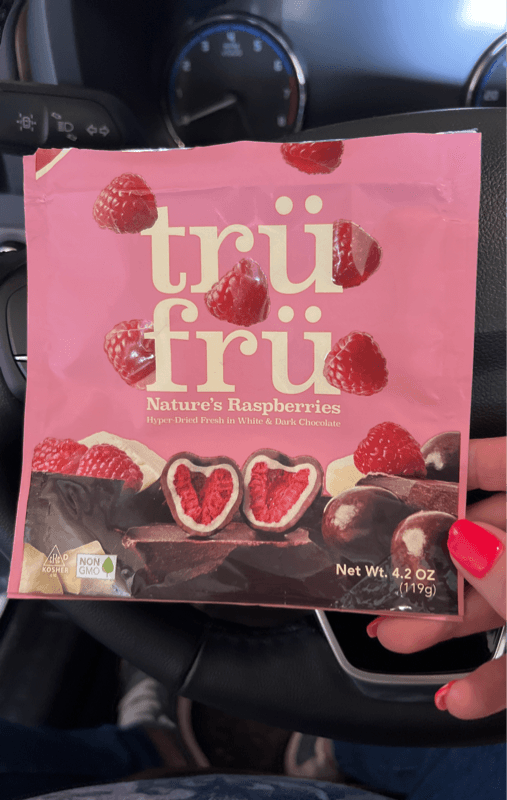 Tru Fru Nature'S Raspberries Hyper Dried Fresh In White & Dark Chocolate
