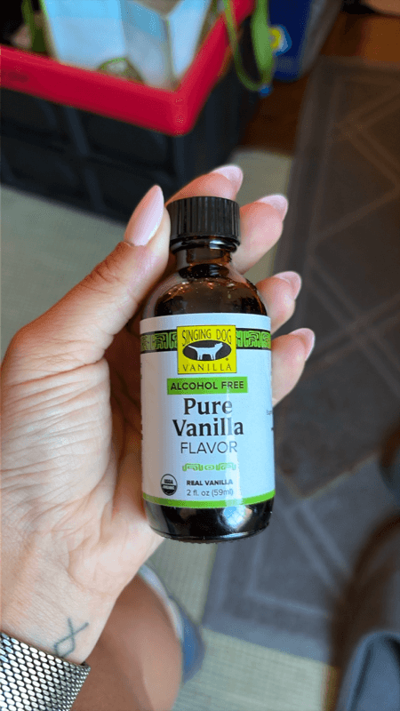 Singing Dog Vanilla Alcohol Free Pure Vanilla Flavor