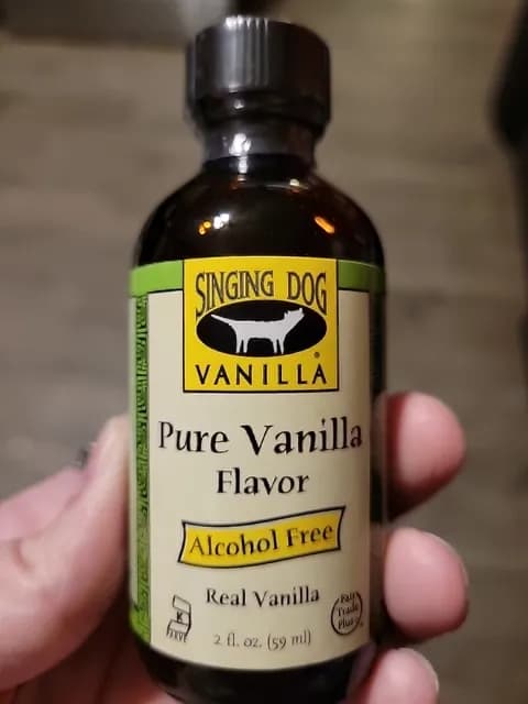 Singing Dog Vanilla Alcohol Free Pure Vanilla Flavor