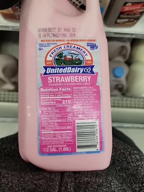 United Dairy Q Fresh Creamery Strawberry Flavored Whole Milk