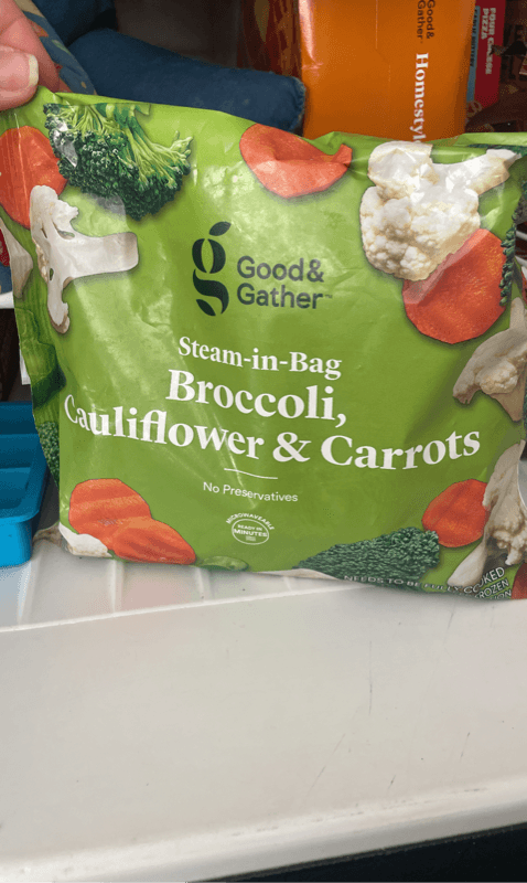 Good & Gather Steam-In-Bag Broccoli, Cauliflower & Carrots