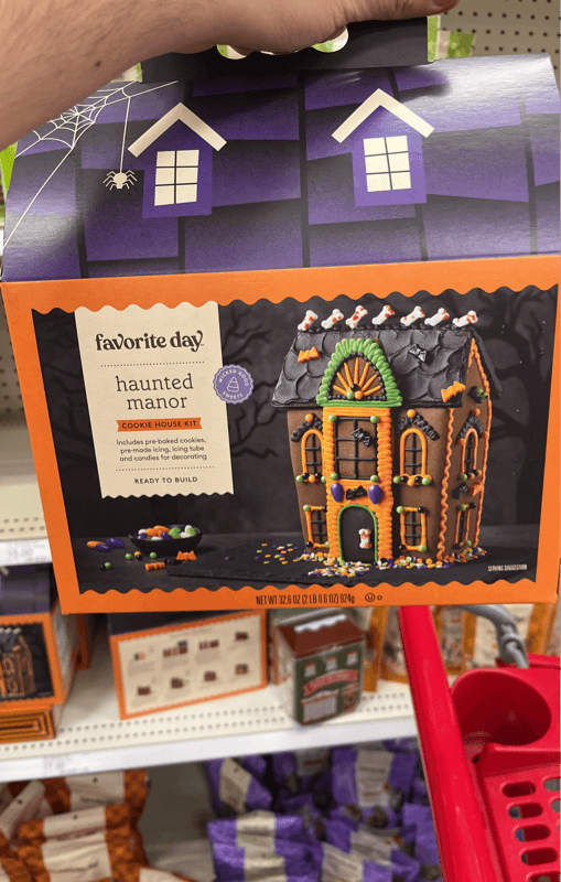 Favorite Day Haunted Manor Cookie House Kit