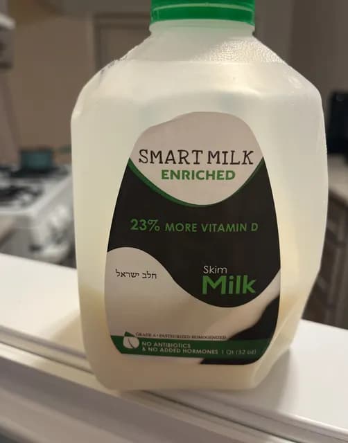 Smart Milk Enriched Skim Milk, 23% More Vitamin D
