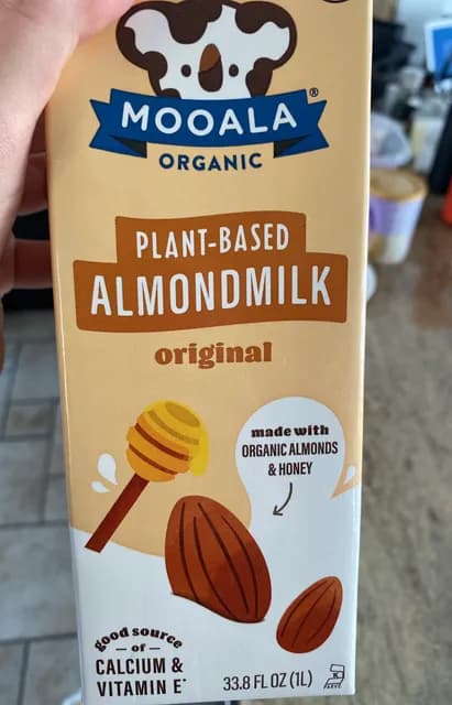 Mooala Organic Original Plant-Based Almondmilk