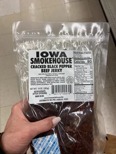 Iowa Smokehouse Cracked Black Pepper Beef Jerky