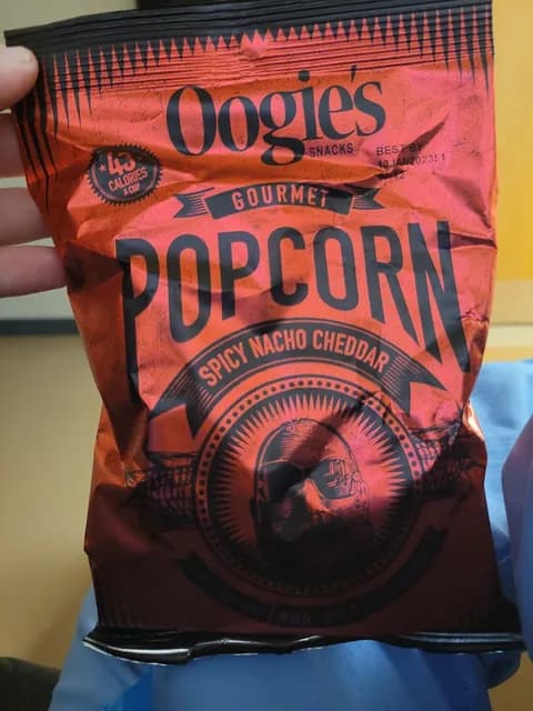 Oogie'S Snacks Spicy Nacho Cheddar Gourmet Popcorn