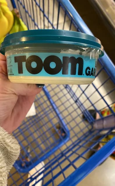 Toom Basil Garlic Dip