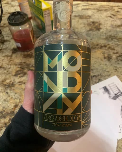 Monday Zero Alcohol Gin
