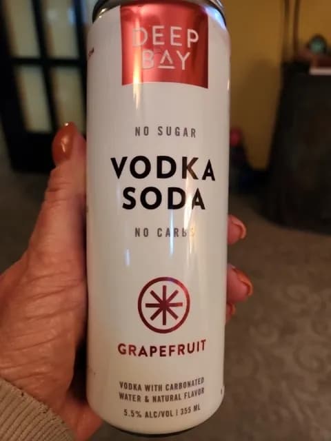 Deep Bay Grapefruit Vodka Soda
