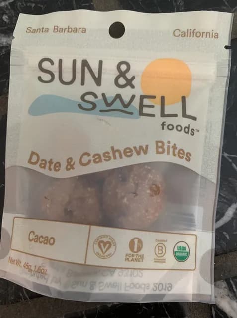 Sun & Swell Foods Cacao Date & Cashew Bites