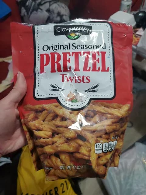 Clover Valley Original Seasoned Pretzel Twists