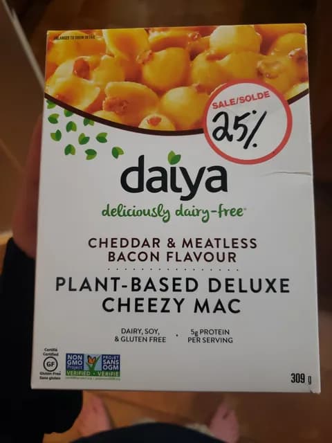 Daiya Cheddar & Meatless Bacon Flavour Plant-Based Deluxe Cheezy Mac, Dairy-Free