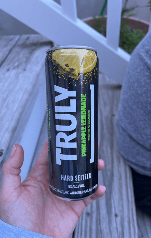 Truly Hard Seltzer Pineapple Lemonade