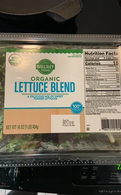 Wellsley Farms Organic Lettuce Blend