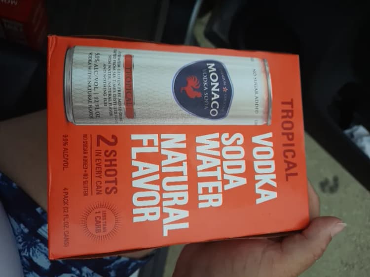 Monaco Tropical Vodka Soda