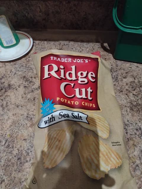 Trader Joe's Ridge Cut Potato Chips With Sea Salt