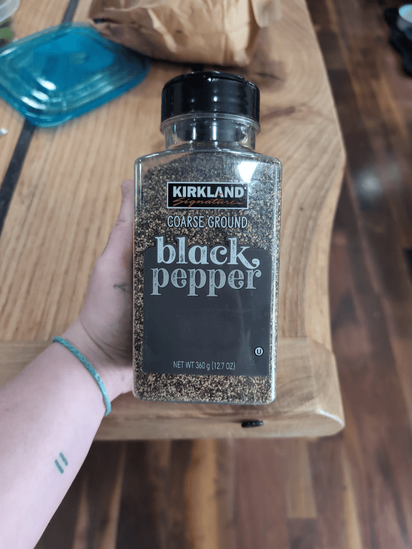 Kirkland Signature Coarse Ground Black Pepper