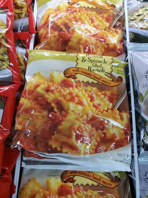 Trader Joe'S Ricotta & Spinach Filled Ravioli With Tomato Basil Sauce