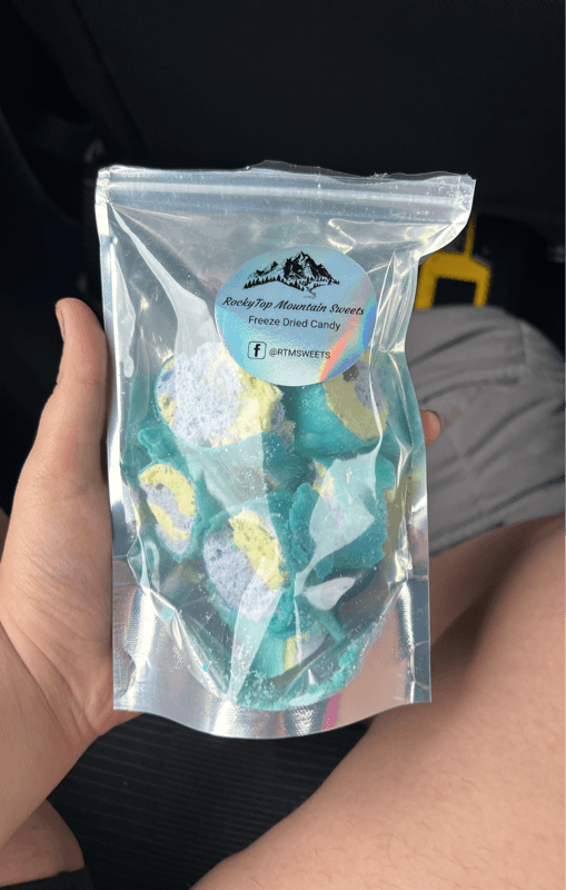 Rockytop Mountain Sweets Blue Raspberry Lemonade Taffy Sushi Freeze Dried Candy