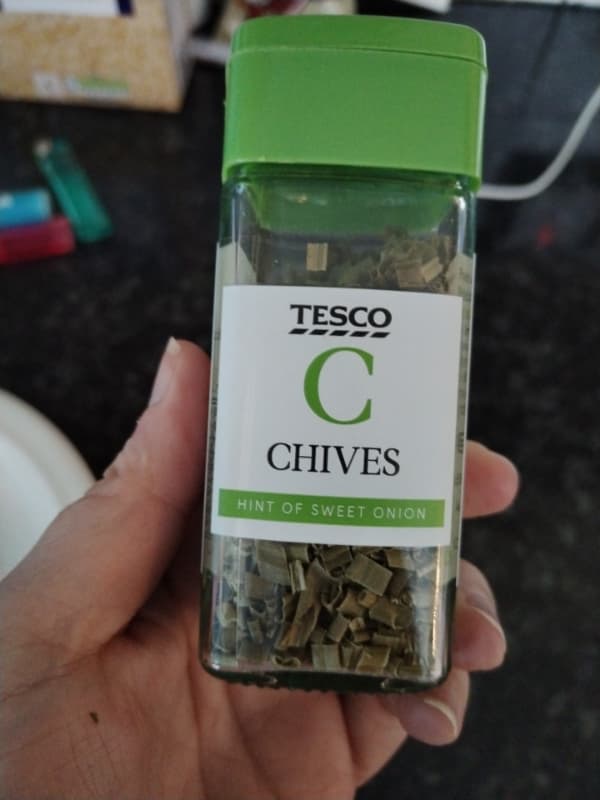 Tesco Chives With Hint Of Sweet Onion