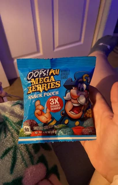 Cap'N Crunch Oops! All Mega Berries Snack Pouch
