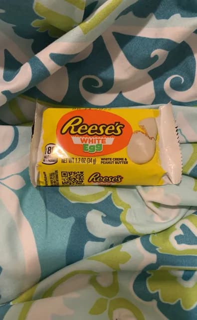 Reese'S White Creme & Peanut Butter Egg