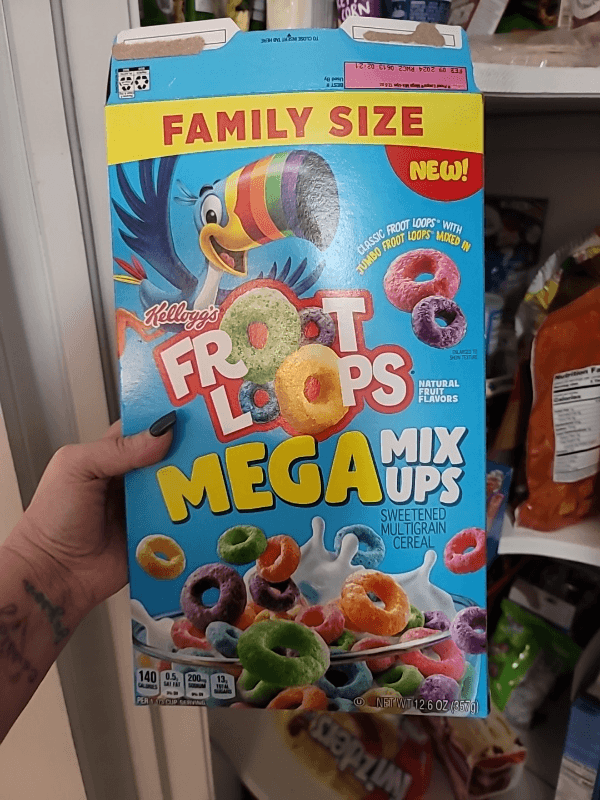 Kellogg'S Froot Loops Mega Mix Ups Sweetened Multigrain Cereal