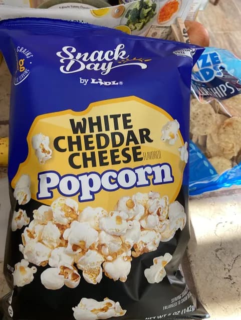 Snack Day By Lidl White Cheddar Cheese Flavored Popcorn
