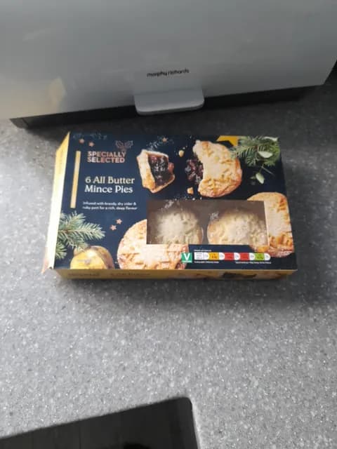 Specially Selected 6 All Butter Mince Pies