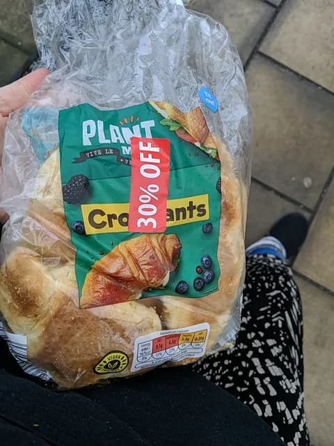Plant Menu Vegan Croissants