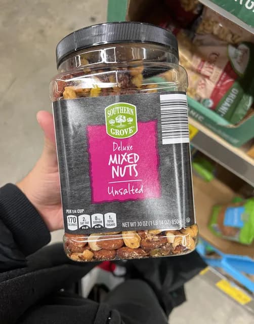 Southern Grove Deluxe Mixed Nuts Unsalted