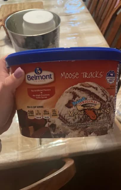 Belmont Moose Tracks Denali Original Vanilla Ice Cream With Peanut Butter Cups & Famous Moose Tracks Fudge