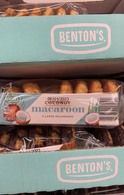 Is it Vegetarian? Benton's Coconut Macaroon