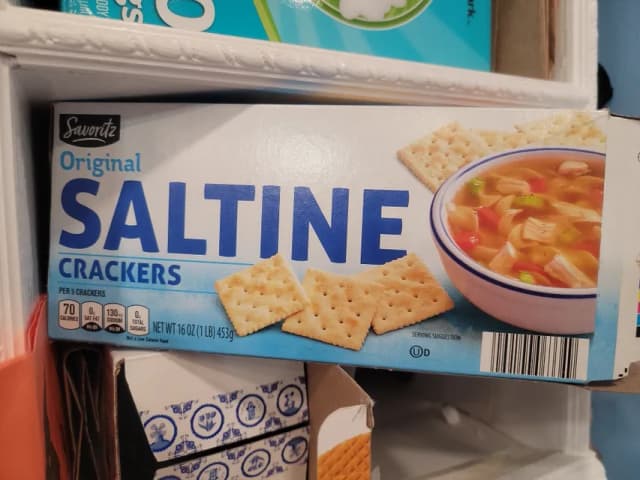 Is it Hazelnut Free? Savoritz Original Saltine Crackers