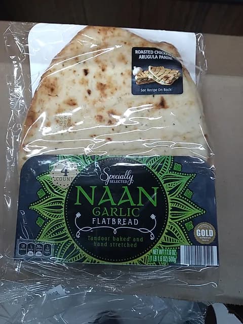 Specially Selected Naan Garlic Flatbread