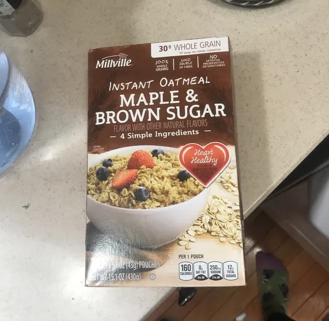 Millville Instant Oatmeal Maple & Brown Sugar